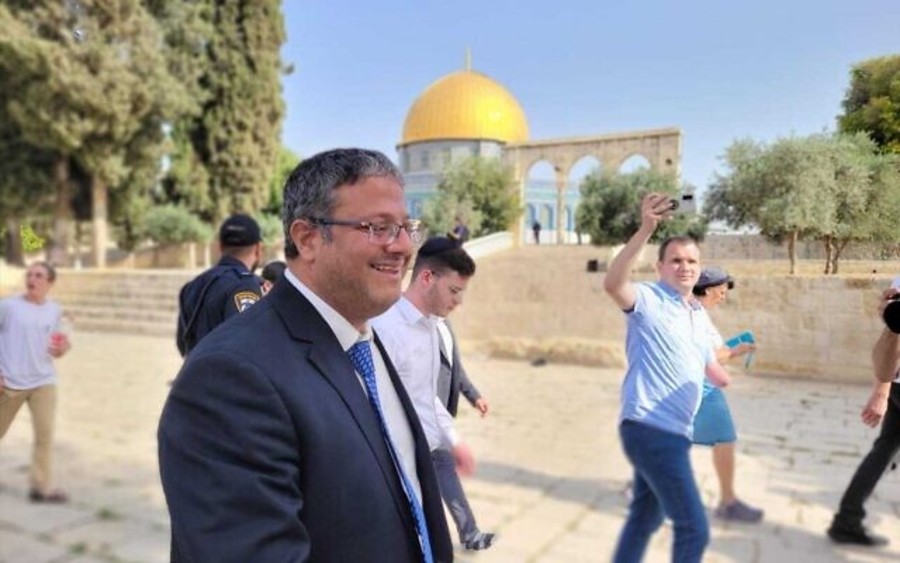 National Security Minister Itamar Ben Gvir visits the Temple Mount, Jan. 3, 2023 (Photo: Minhelet Har Habayit)