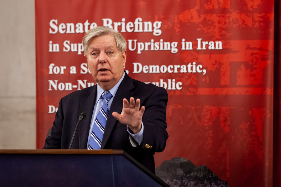 US Senator Lindsey Graham speaks at a Senate briefing on Iran (Photo: Allison Bailey/NurPhoto)