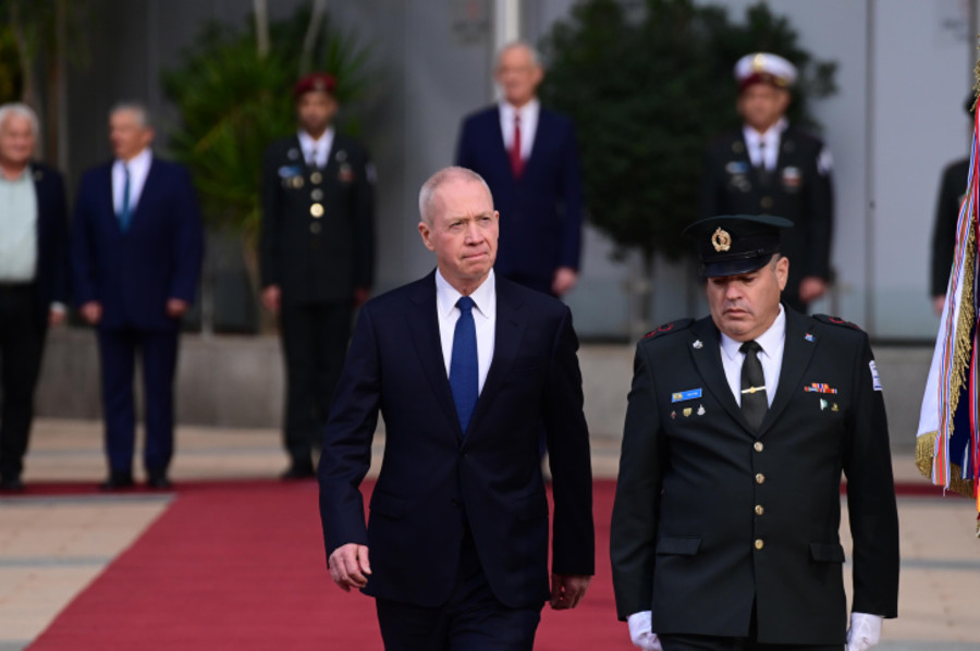 Minister of Defense Yoav Gallant seen during replacing ceremony at Hakirya Base in Tel Aviv, Jan. 1, 2023. (Photo: Tomer Neuberg/Flash90)