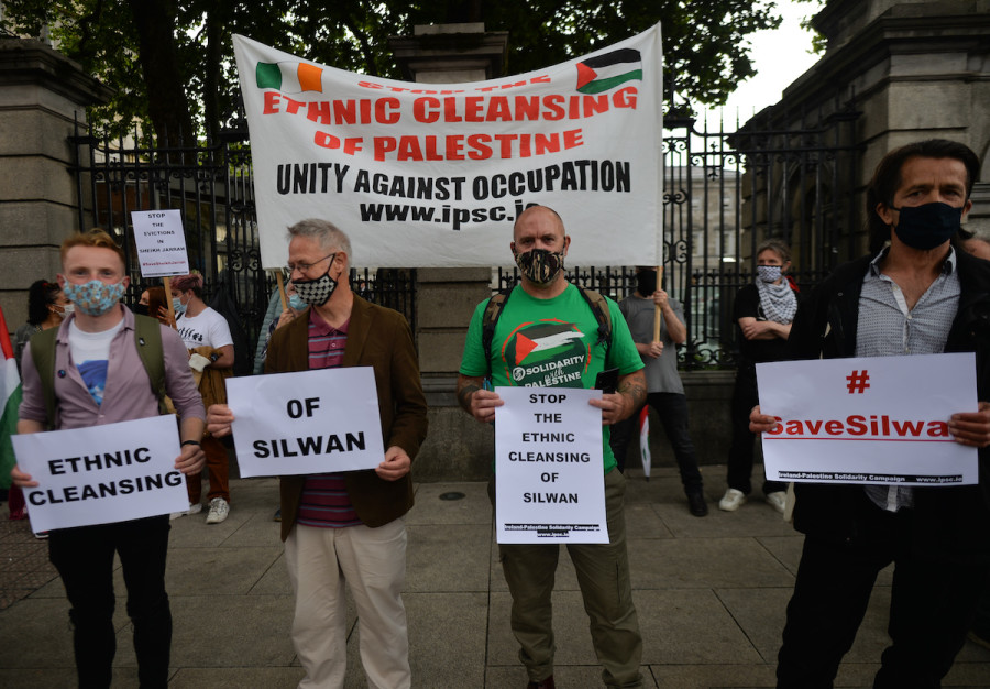 Pro-Palestinian protesters seen outside Leinster House in Dublin, during the Irish-Palestinian Solidarity Campaign 'Stop The Ethnic Cleansing Of Silwan Now,' Jul. 7, 2021, in Dublin, Ireland. (Photo: Artur Widak/NurPhoto)