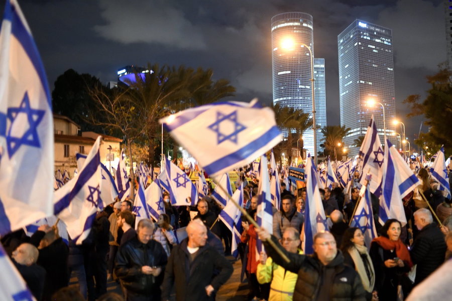 Thousands of Israeli protesters rally against Prime Minister Benjamin Netanyahu's new government in Tel Aviv, Feb. 4, 2023. (Photo: Gili Yaari/Flash90)