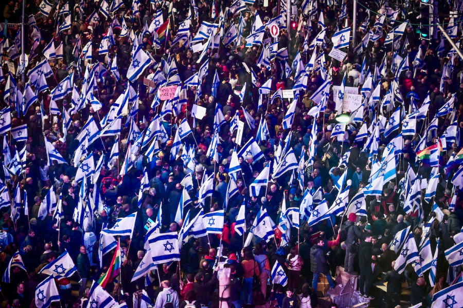 Israelis protest the government's planned judicial overhaul, in Tel Aviv, Feb. 18, 2023. (Photo: Avshalom Sassoni/Flash90)