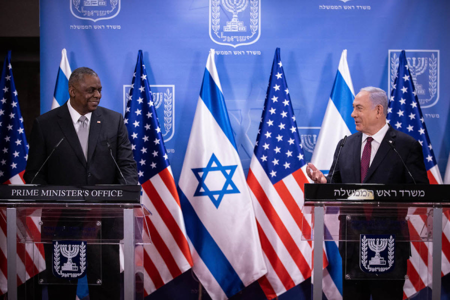 US Secretary of Defense Lloyd Austin and Israeli Prime Minister Benjamin Netanyahu hold a joint press conference at the Prime Minister's Office in Jerusalem, Apr. 12, 2021. (Photo: Yonatan Sindel/Flash90)