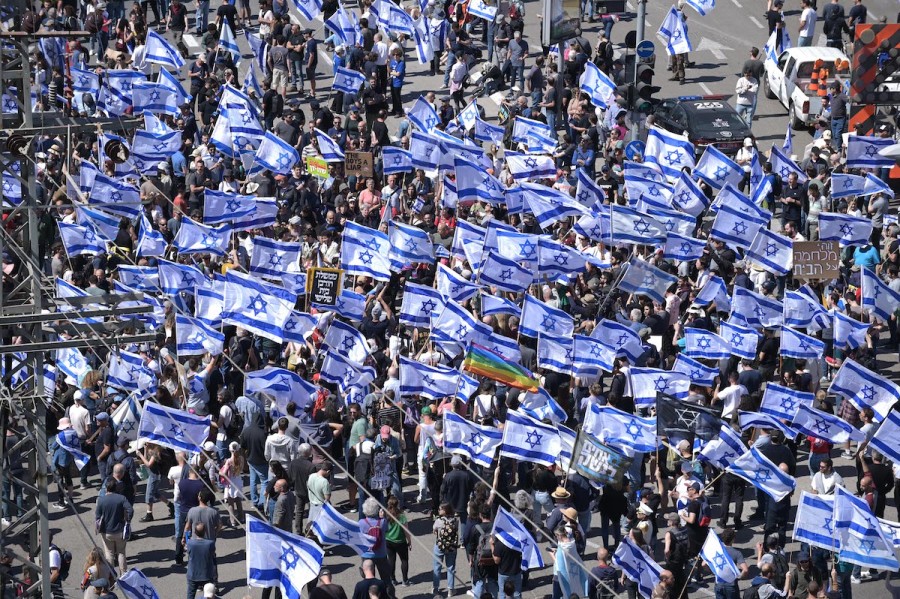 Israelis block a road during a protest against the government's planned judicial overhaul, in Tel Aviv, March 9, 2023. (Photo: Tomer Neuberg/Flash90)