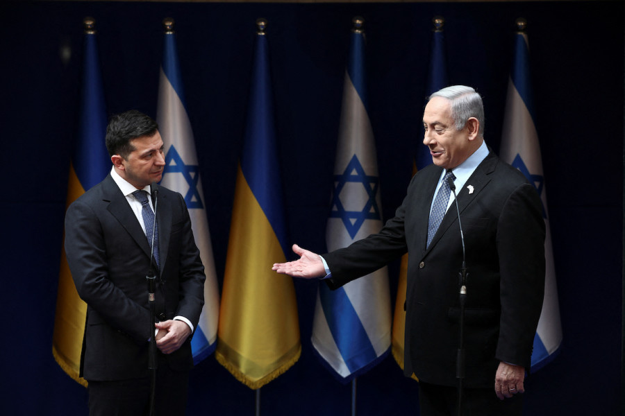 Israeli Prime Minister Benjamin Netanyahu speaks with Ukrainian President Volodymyr Zelenskyy during their meeting in Jerusalem, Jan. 24, 2020. (Photo: Oded Balilty/Pool via REUTERS)