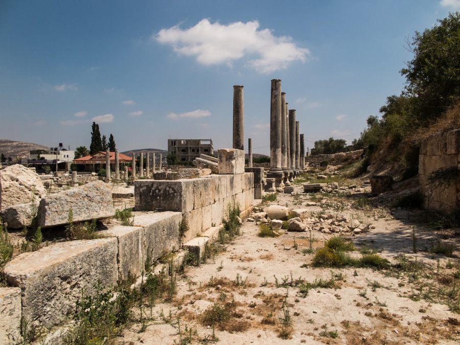 Ruins of the ancient city of Sebastia in the Samaria National Park (Photo: Shutterstock)