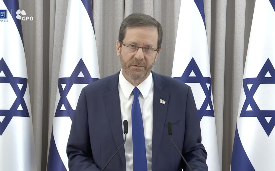 Israeli President Isaac Herzog presents his outline for a compromise on judicial reform, Mar. 15, 2023 (Photo: Screenshot/GPO)