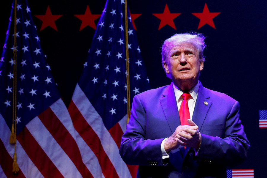 Former U.S. President Donald Trump takes the stage to deliver remarks on education as he holds a campaign rally with supporters, in Davenport, Iowa, Mar. 13, 2023. (Photo: REUTERS/Jonathan Ernst/File Photo)