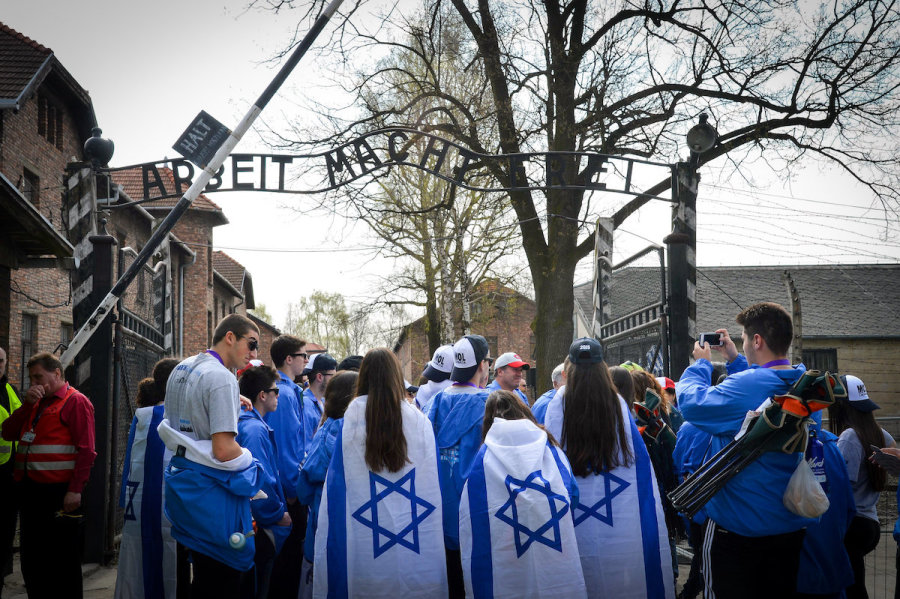 Jewish youth participate in the March of the Living at the Auschwitz-Birkenau camp site in Poland as Israel marks annual Holocaust Memorial Day, April 16, 2015. (Photo: Yossi Zeliger/Flash90)
