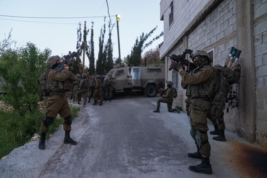 IDF soldiers on an operation in the West Bank, Apr. 2023 (Photo: IDF)