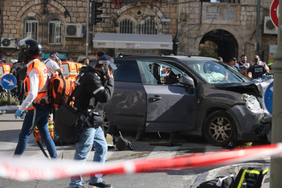 Terror attack in Jerusalem, April 24, 2023. Photo by Yonatan Sindel/Flash90