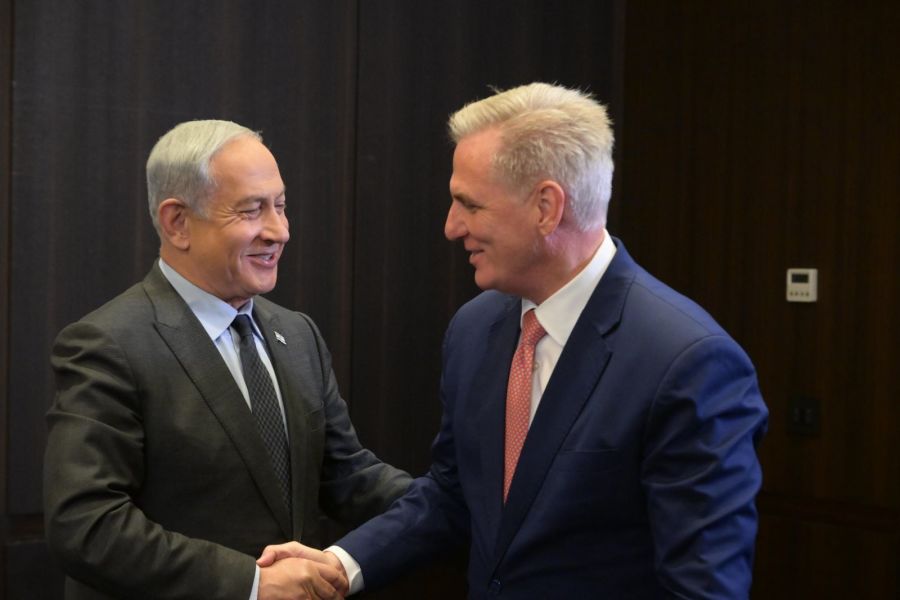 Israeli Prime Minister Benjamin Netanyahu meets with US House Speaker Kevin McCarthy, May 1, 2023 (Photo: Amos Ben-GershomGPO)