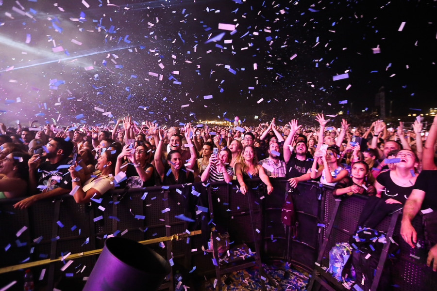 Israeli singer Aviv Geffen performs live at Park Hayarkon in Tel Aviv, May 11, 2023. (Photo: Koko/Flash90)