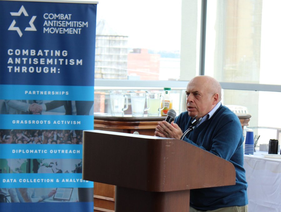 Natan Sharansky speaking at the New York Symposium Against Antisemitism, hosted by the Combat Antisemitism Movement (Photo: CAM/Twitter)