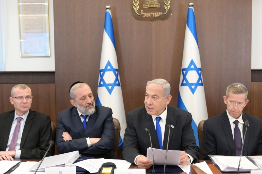 Israel Prime Minister Benjamin Netanyahu leads the weekly Cabinet meeting, Jan. 15, 2023 (Photo: Amos Ben-Gershom/GPO)