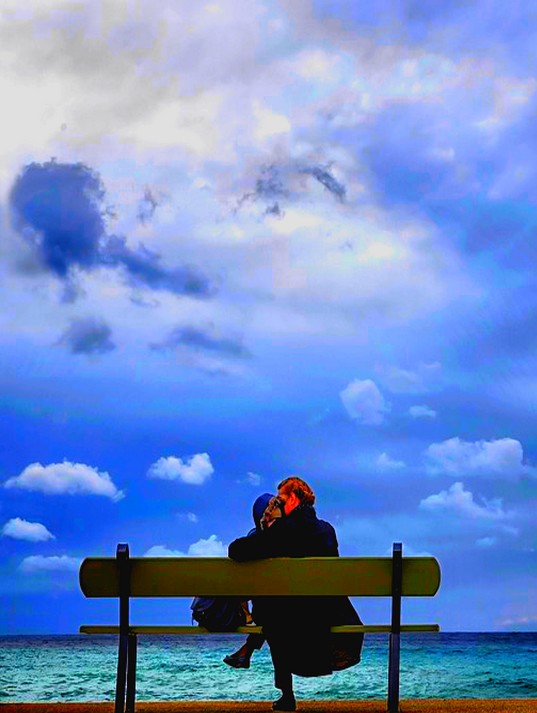 APRÈS EUX, IL Y A DEMAIN