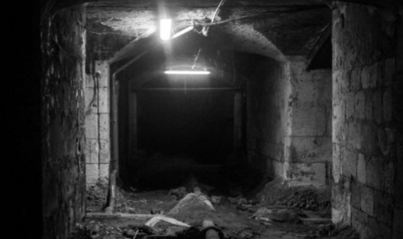 Il n’y a pas que les larmes qui s’écrasent au sol