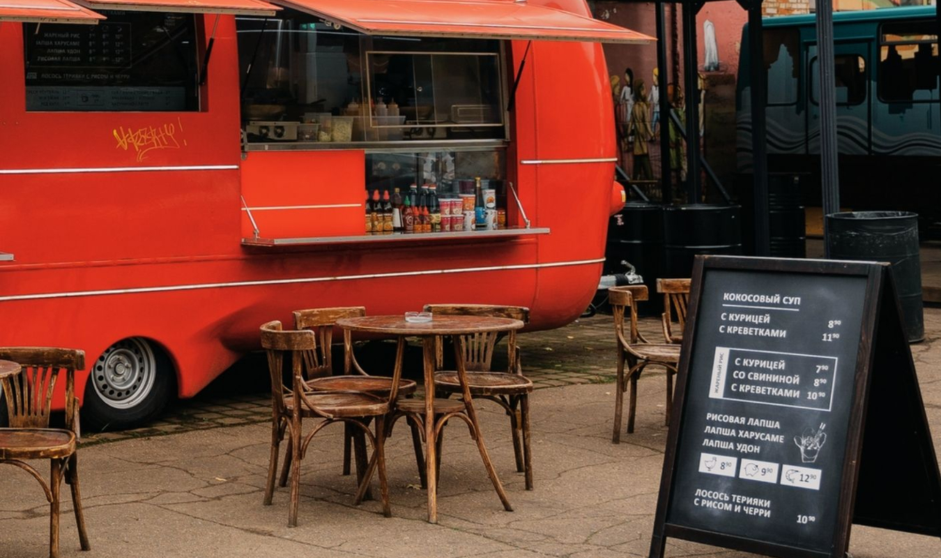 Et une tarte flambée, une !