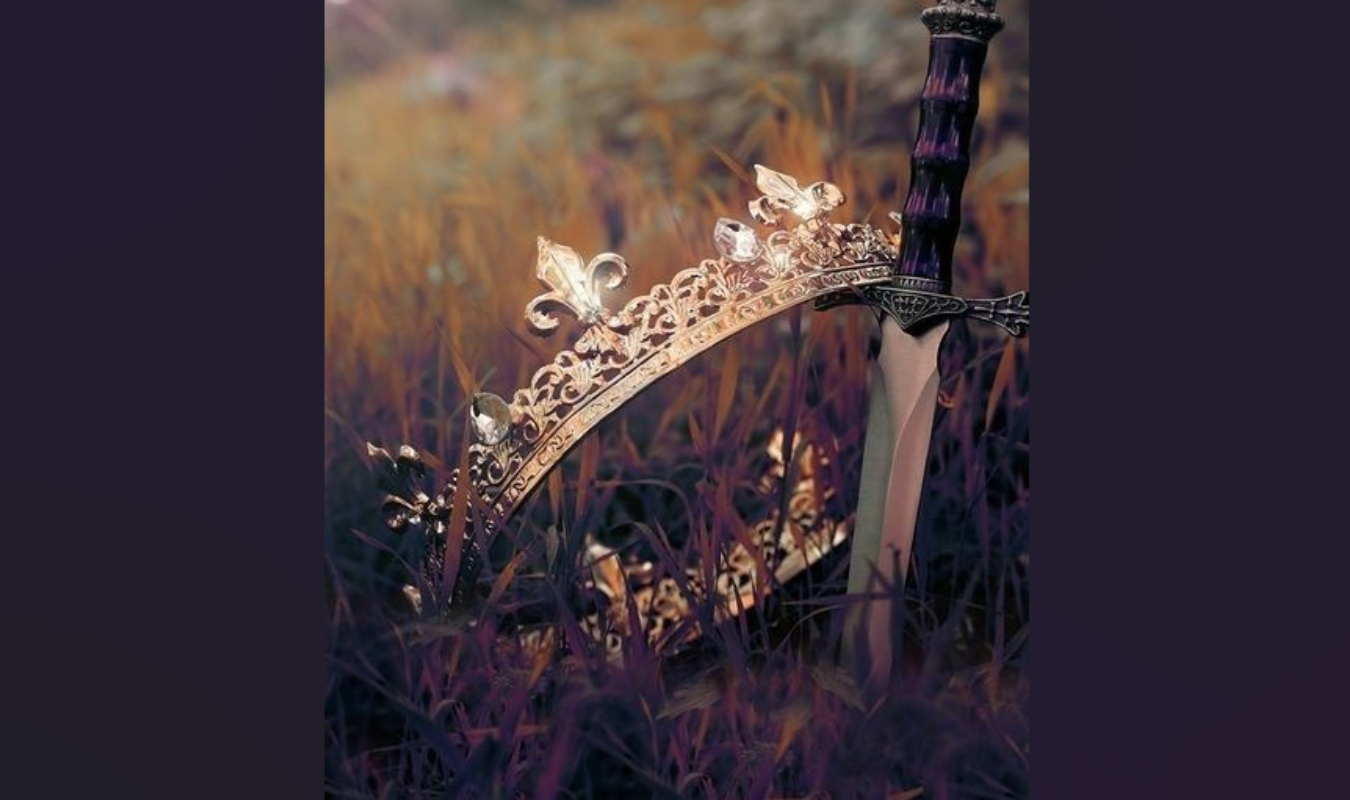 Une Couronne de Soleil et un Baiser de Lune