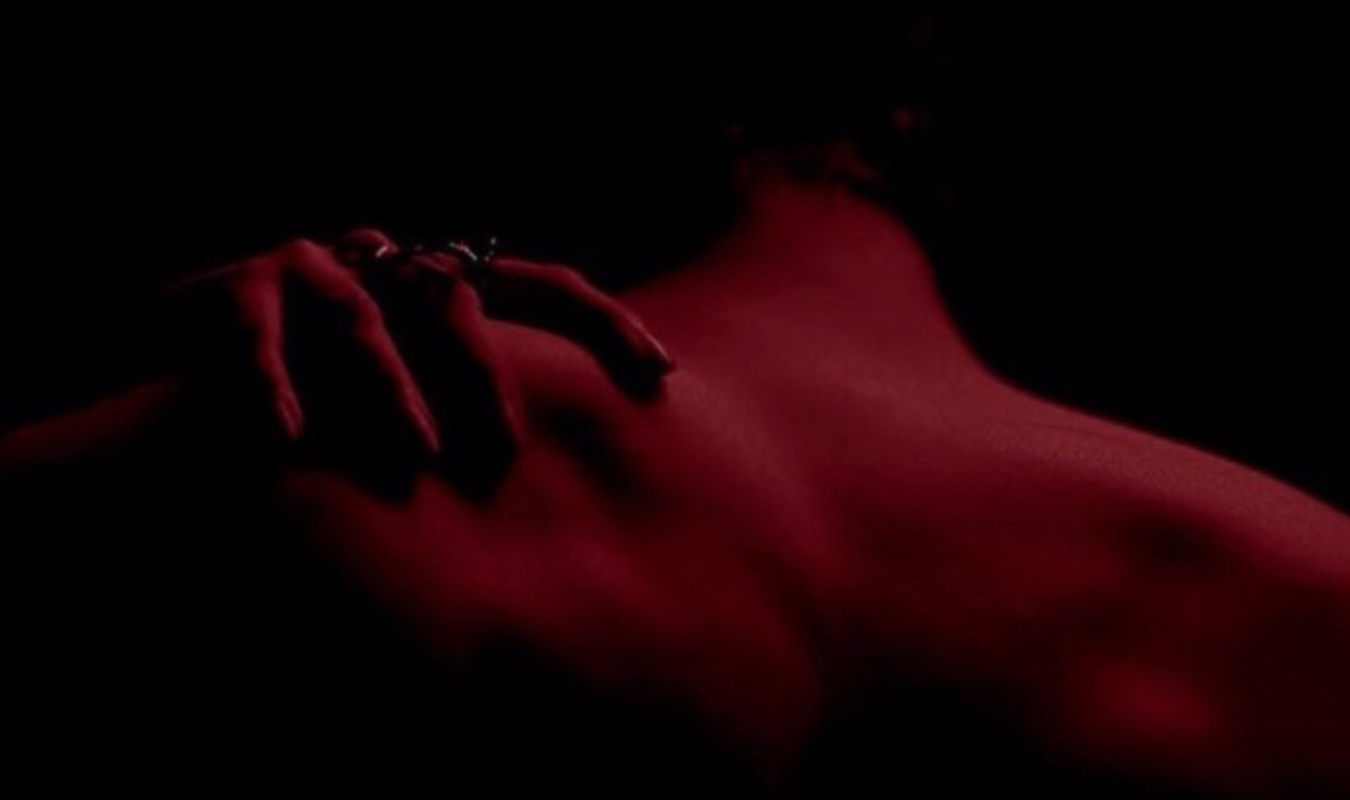 Et le feu nous brûle encore 