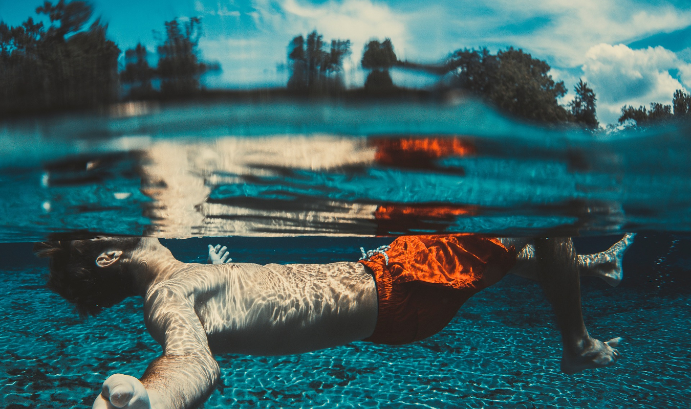 Glendale University : Under The Surface