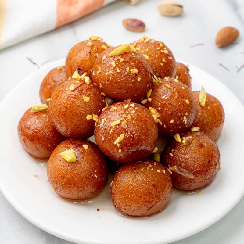 Gulab Jamun (10 pcs)