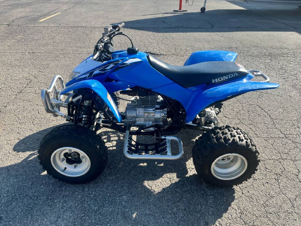 TRX250X 