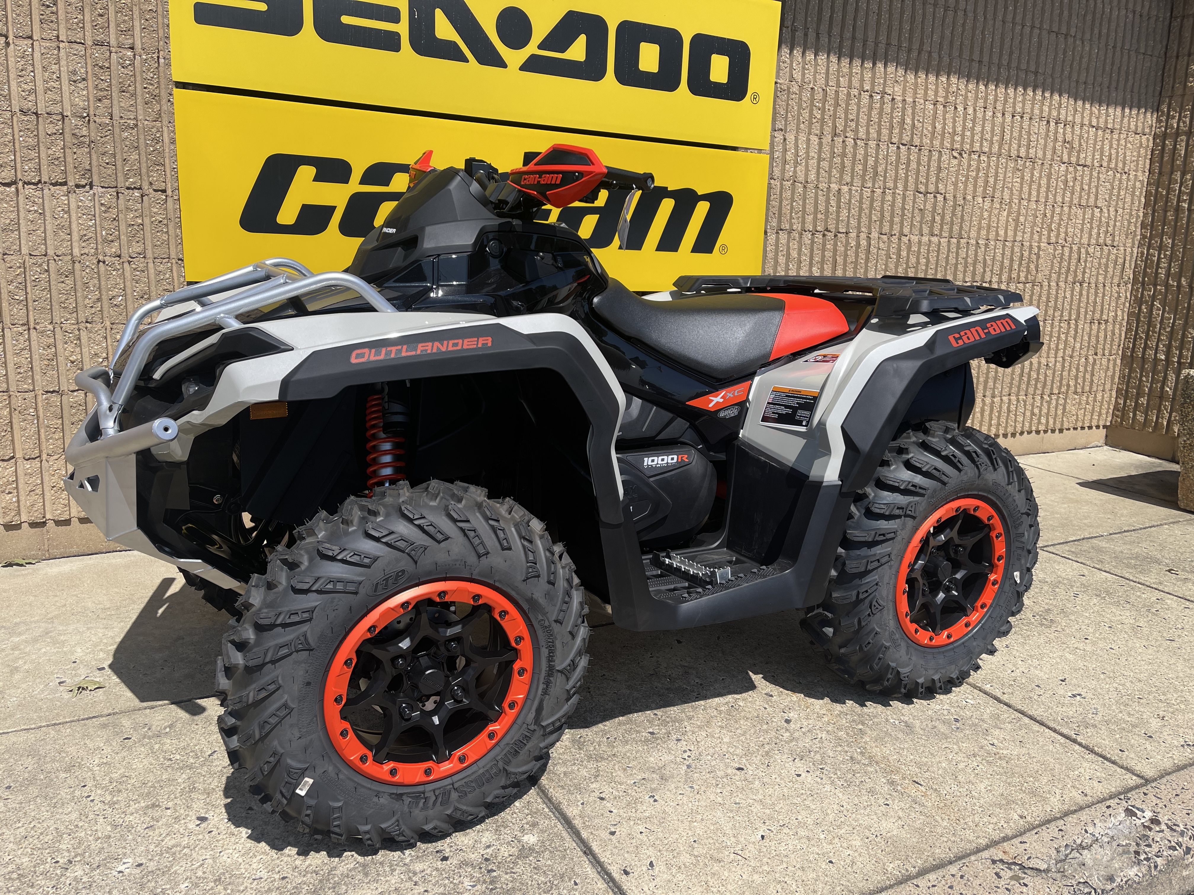 2024 Can-Am OUTLANDER XT 1000R