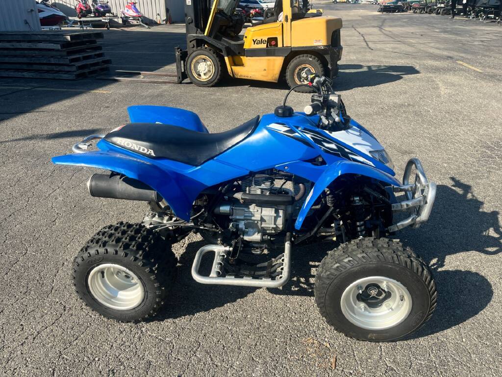 TRX250X 