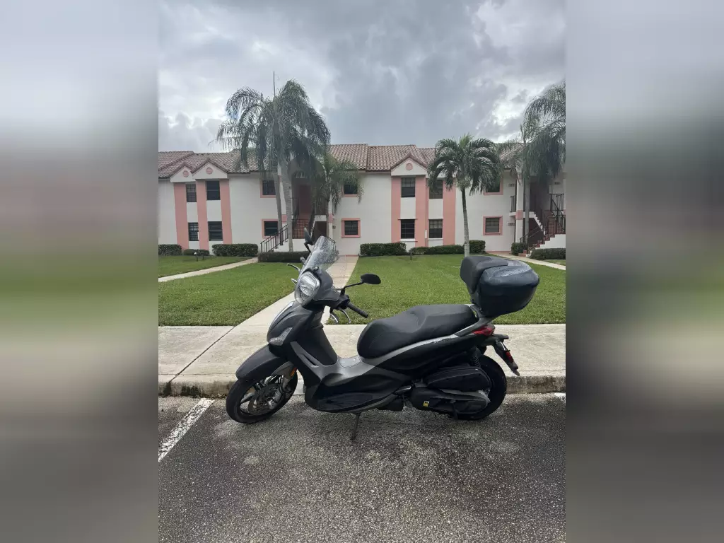 2024 Piaggio BV 350