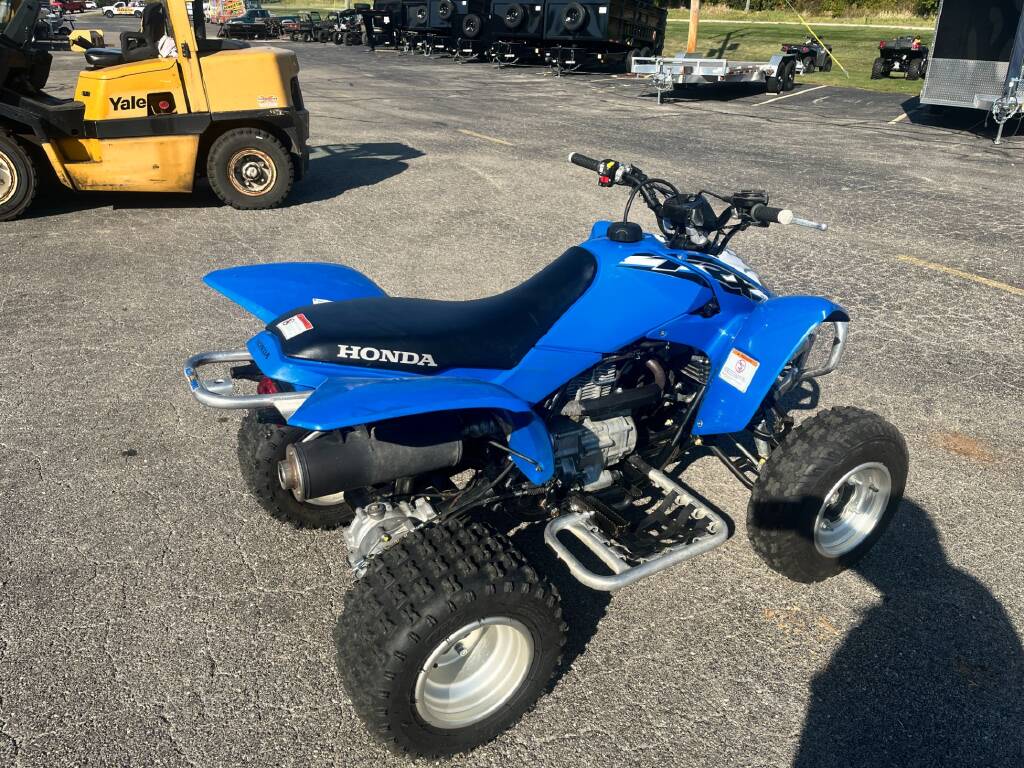 TRX250X 