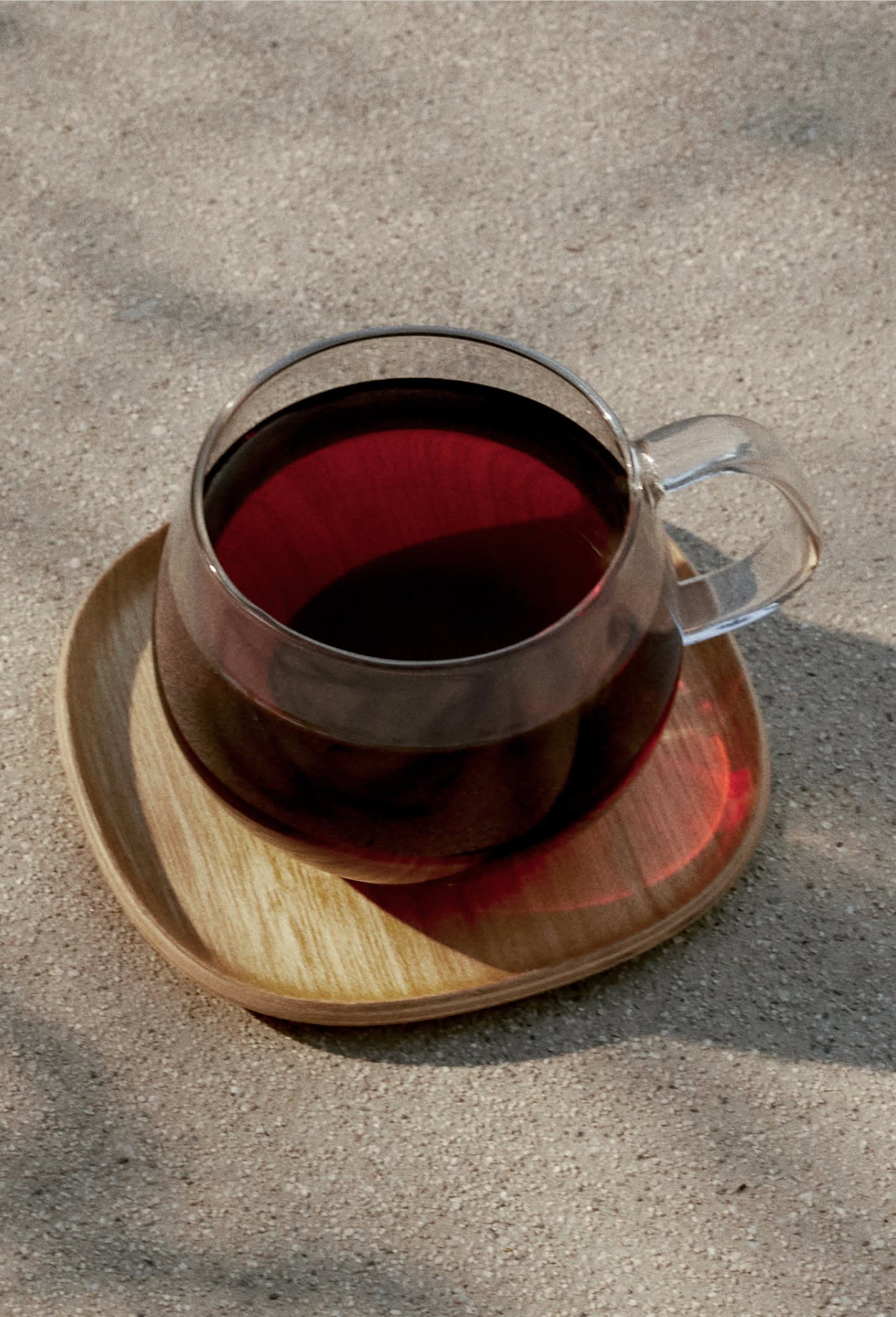 blue bottle coffee in clear glass mug