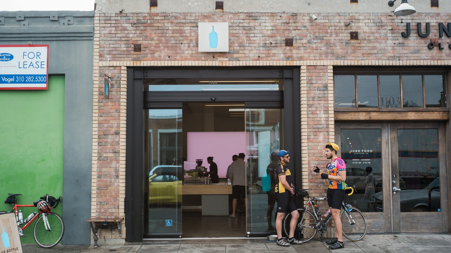 Abbot Kinney Cafe exterior