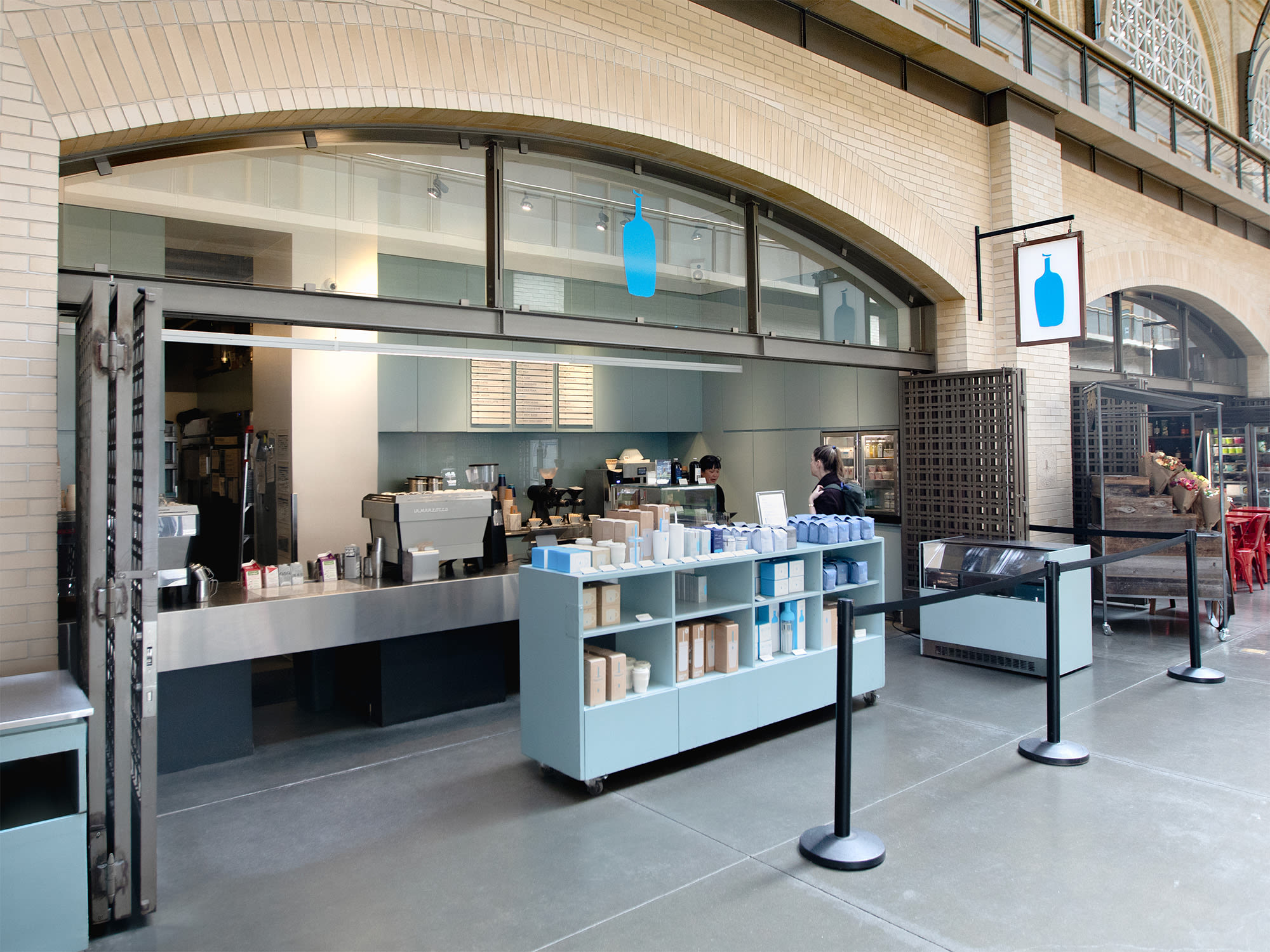 Busy Ferry Building cafe