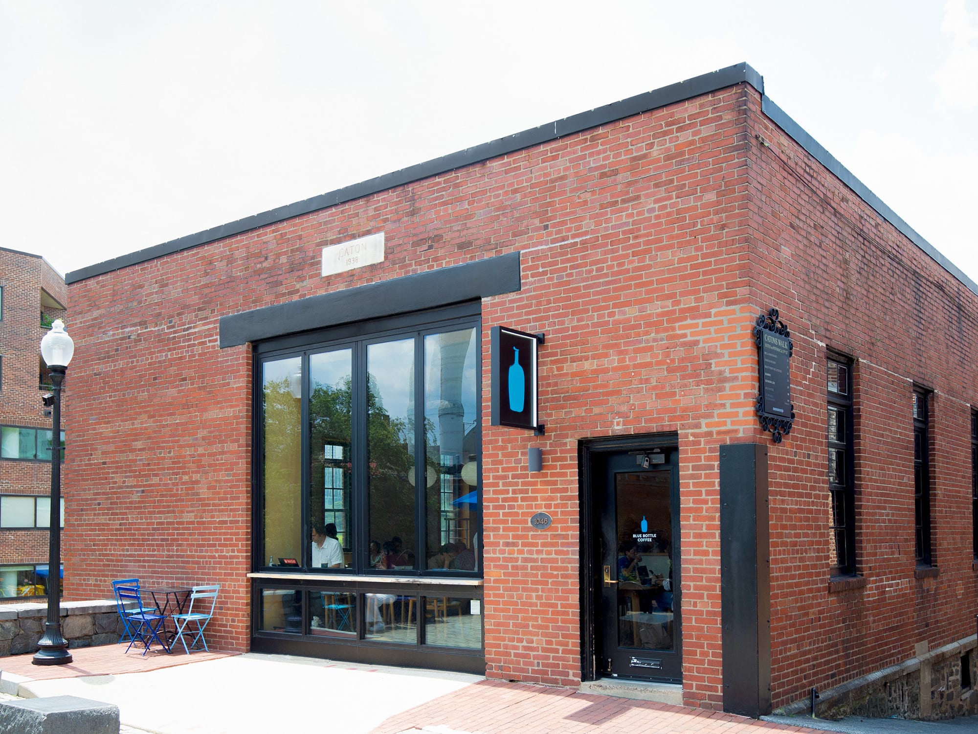 Georgetown blue bottle cafe