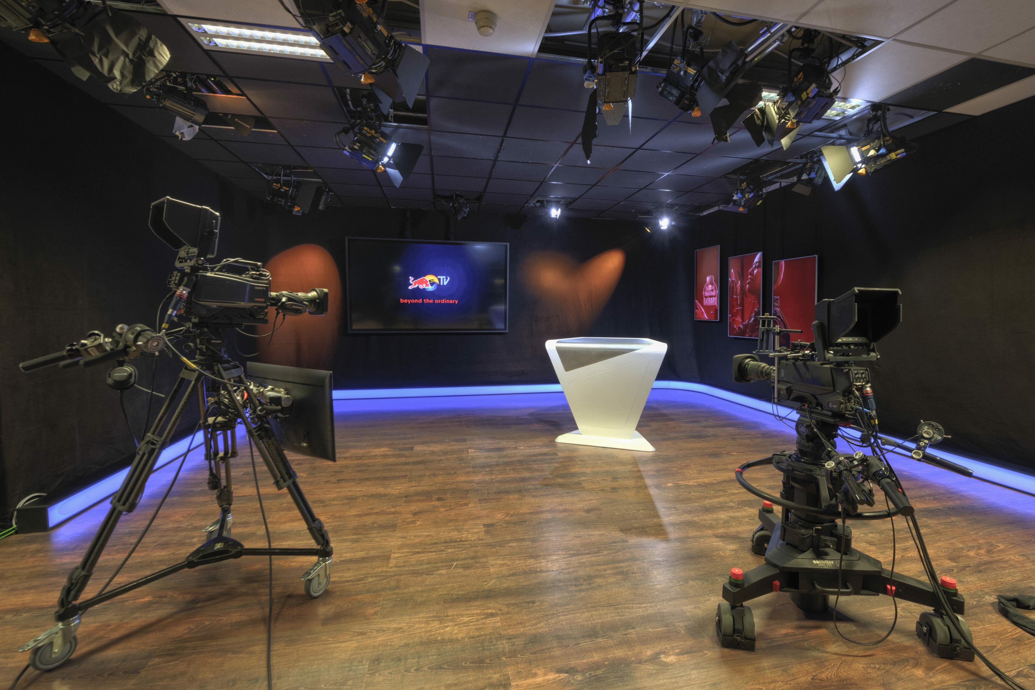 New22 MS 210609 Broadcast Services 0154