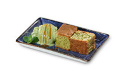 Matcha-Kuchen mit Grüntee-Eis Matcha-Kuchen mit Grüntee-Eis