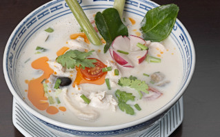 Tom Kha Tom Kha