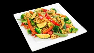 11a - Gebratene Nudeln vegetarisch 11a - Gebratene Nudeln vegetarisch