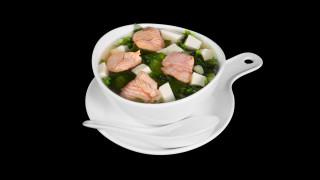 Japanische Misosuppe mit Lachs Japanische Misosuppe mit Lachs