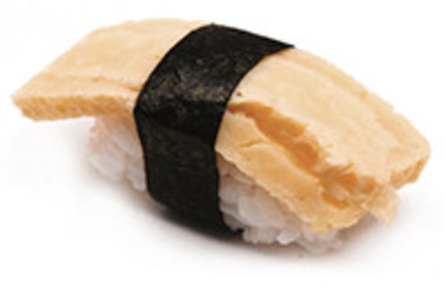 Tamago Nigiri mit japanischem Omelett Tamago Nigiri mit japanischem Omelett