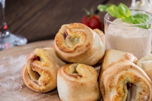 Pizzabrötchen Tuna Pizzabrötchen Tuna