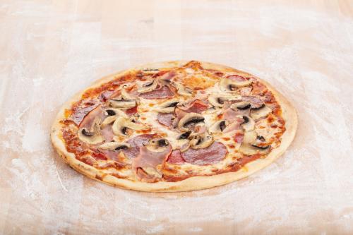 Pizza Rustica 60x40cm Pizza Rustica 60x40cm