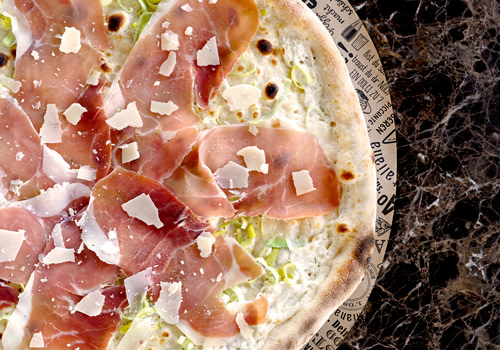 Pizza Gustosa (Pizza Bianca) Pizza Gustosa (Pizza Bianca)