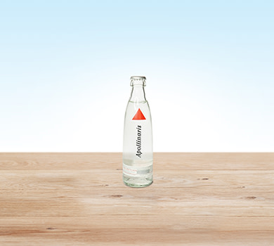 Mineralwasser mit Bitzel Mineralwasser mit Bitzel