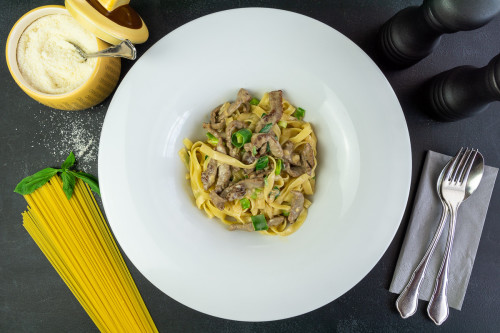 Tagliatelle con Punti di Manzo Tagliatelle con Punti di Manzo