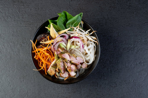 Pho Ga mit Korianderhuhn Pho Ga mit Korianderhuhn