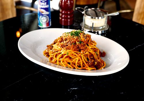 Spaghetti Chitarra Ragù alla Bolognese Spaghetti Chitarra Ragù alla Bolognese