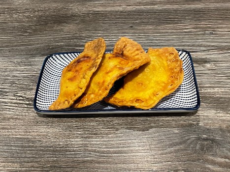 frittierte Hefeteigtaschen frittierte Hefeteigtaschen