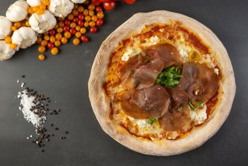 Pizza Bartolomeo ⦰ 32cm Pizza Bartolomeo ⦰ 32cm
